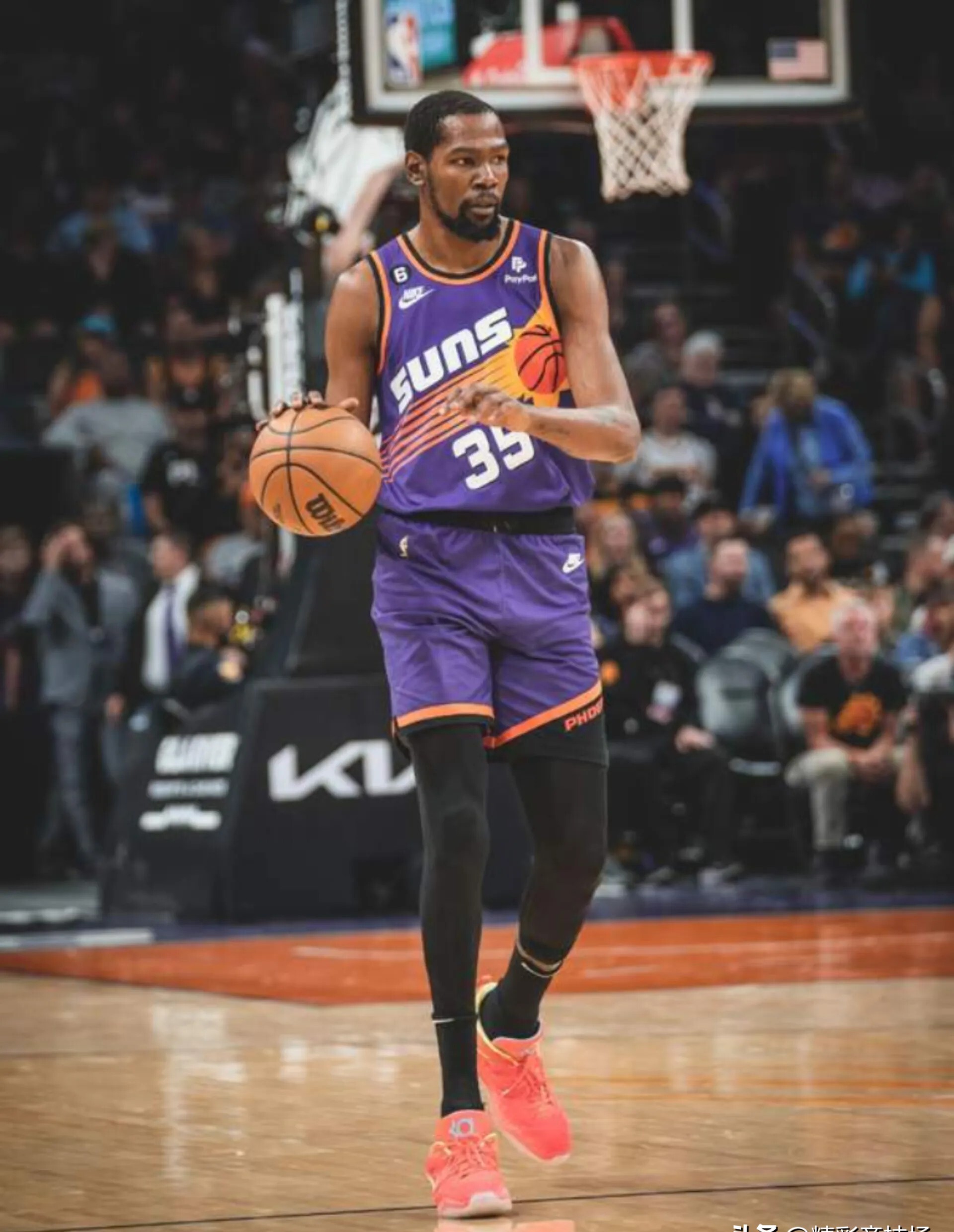 爱游戏APP 杜兰特替补上场 