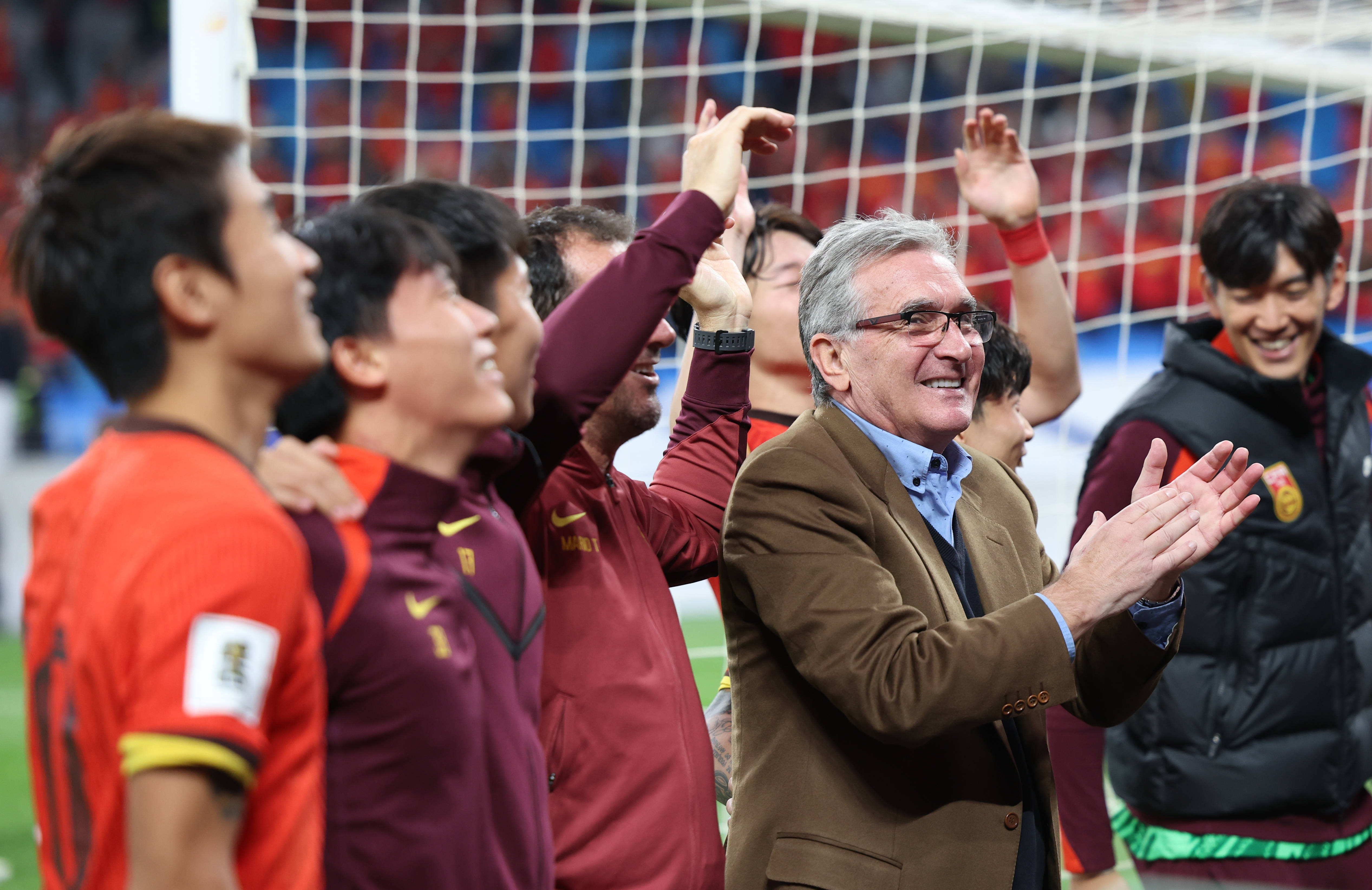 爱游戏APP关于山东泰山迎世预赛关键赛，赛后主帅复盘，媒体盛赞，资深球员宣示担当的信息