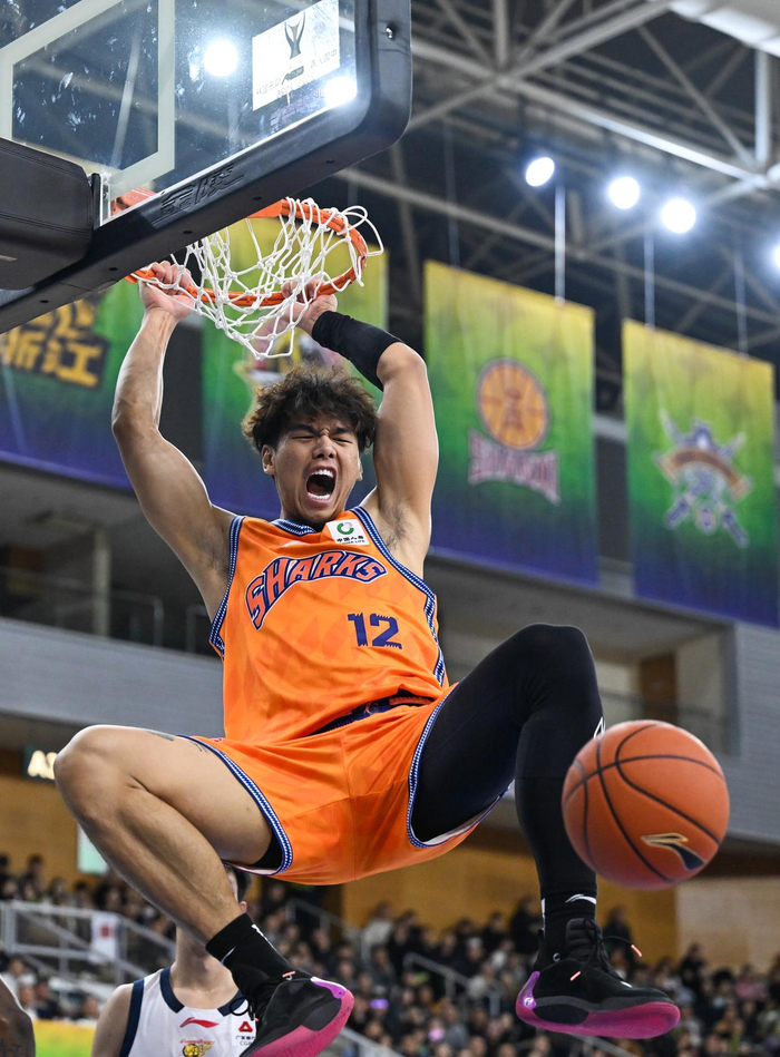 重磅！广东宏远完成体检备战欧超杯纽卡斯尔赛后伤情更新，上海海港国际比赛日主帅复盘的简单介绍